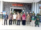 Tim Gabungan Satgas Covid Provinsi Jawa Tengah dan Satgas Kabupaten Banjarnegara Melakukan Monitoring dan Evaluasi ( Monev ) ke SMAN 1 Banjarnegara